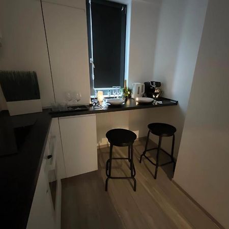 Q Select Apartment - Palas Center Jászvásár Kültér fotó